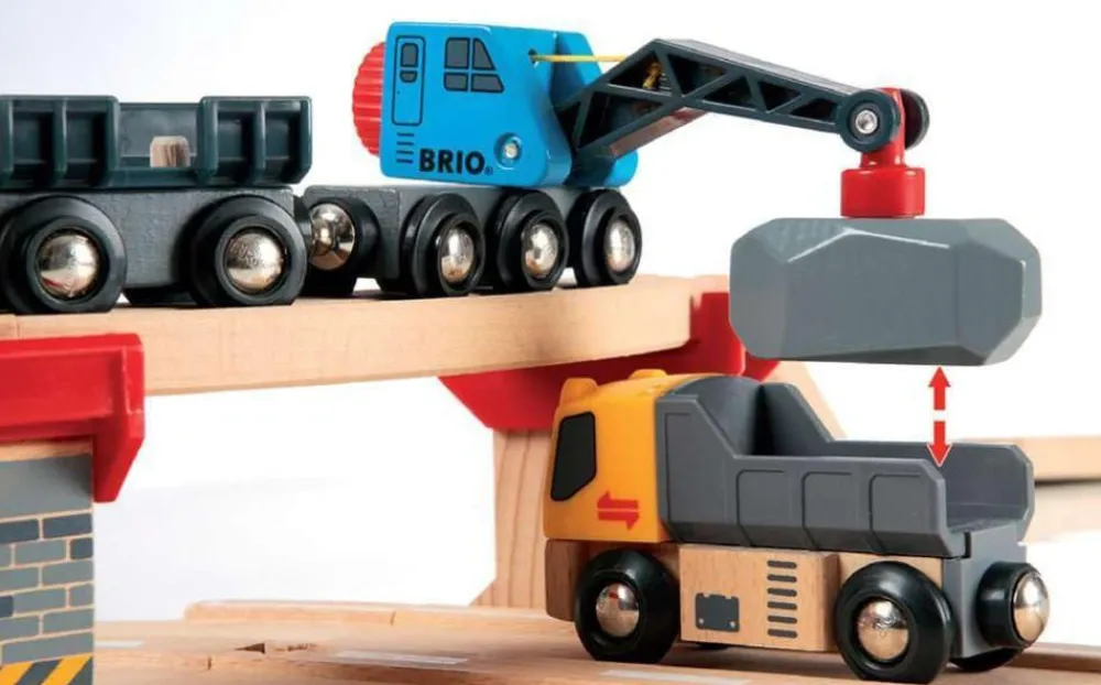 BRIO Rail & Road Loading Set Best