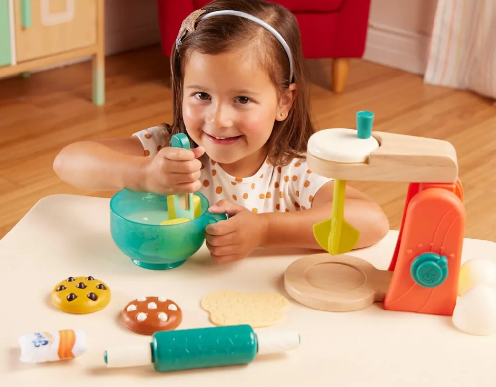 B. Toys B.Toys Baking Set Fashion