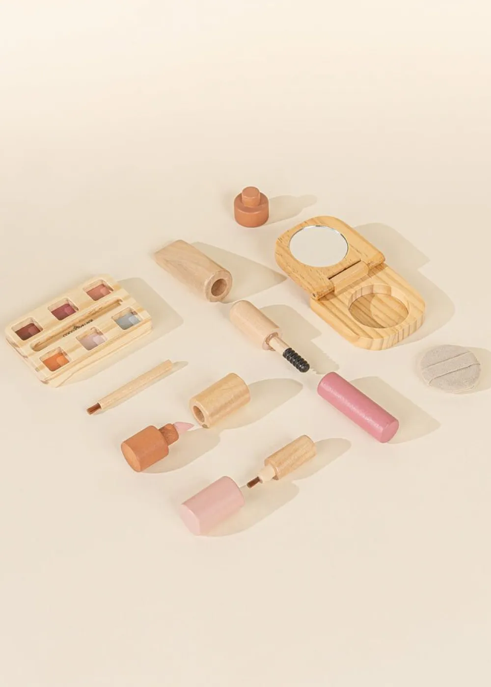 Ningbo Fecda Toys Co., Ltd Coco Village Wooden Beauty Set Clearance