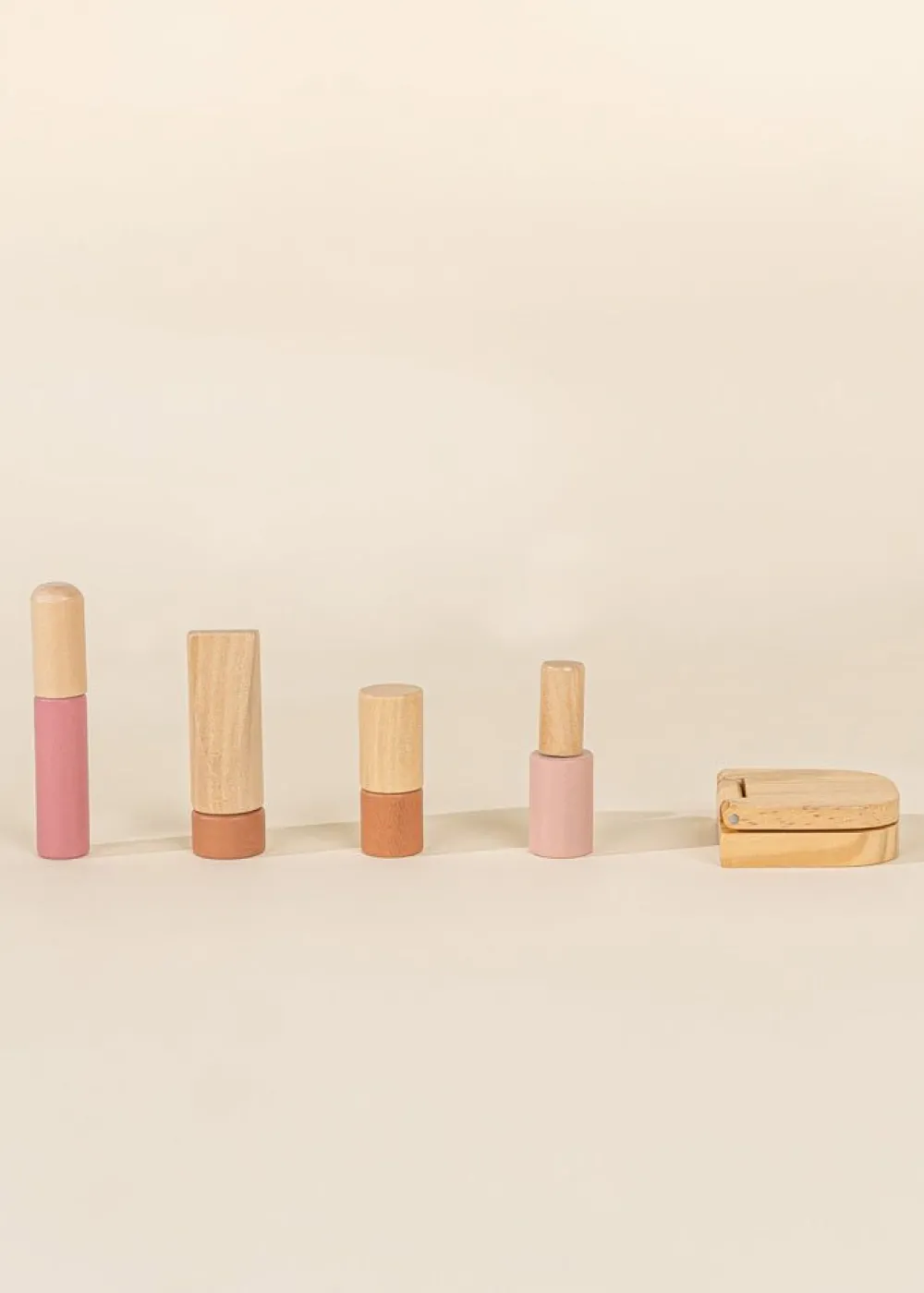 Ningbo Fecda Toys Co., Ltd Coco Village Wooden Beauty Set Clearance