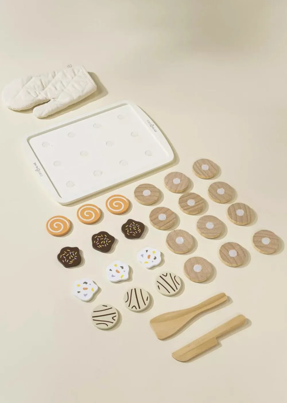 Ningbo Fecda Toys Co., Ltd Coco Village Wooden Cookies Playset and Accessories New