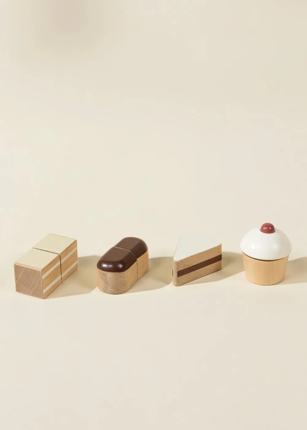 Ningbo Fecda Toys Co., Ltd Coco Village Wooden Desserts Tower Best