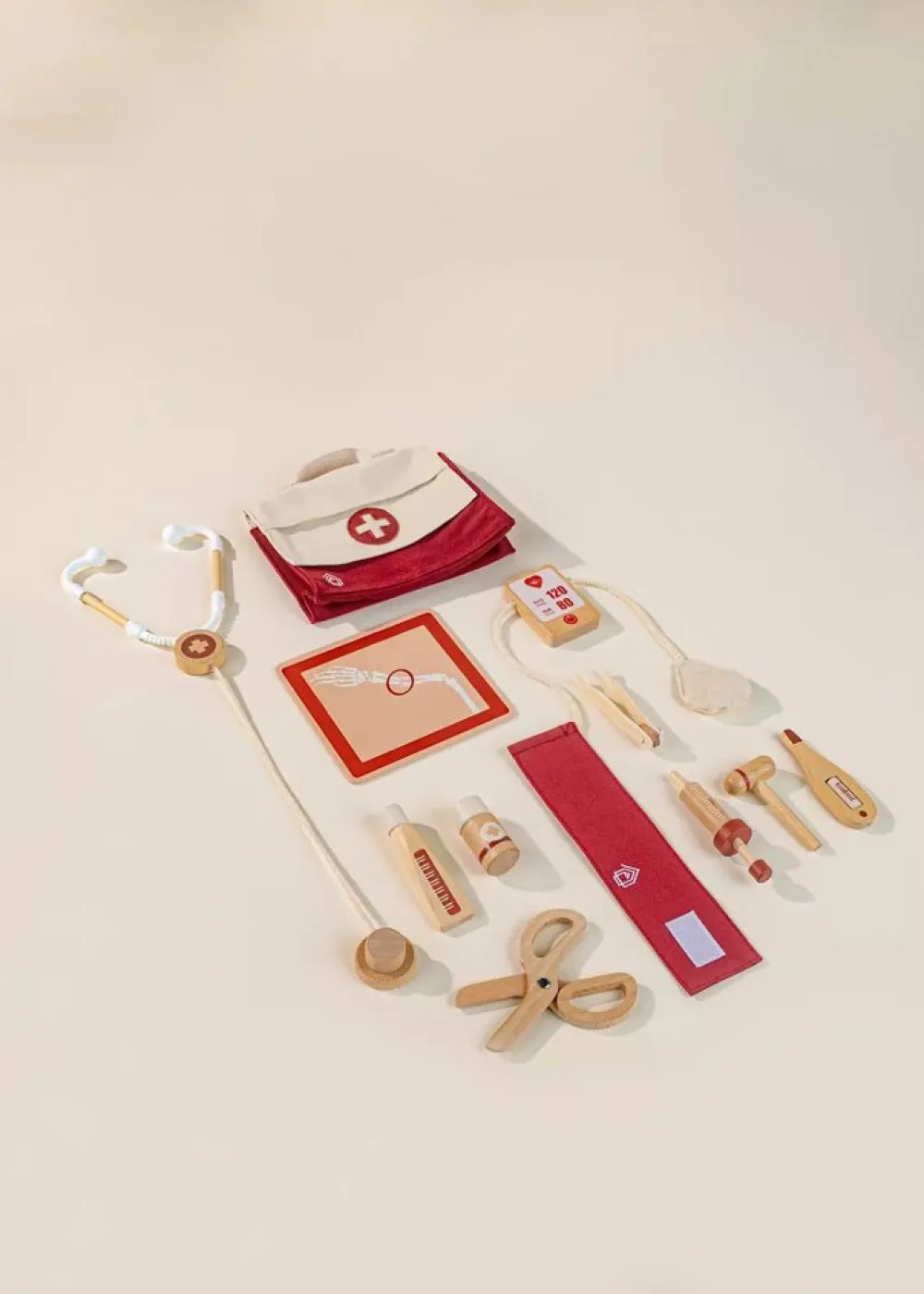 Ningbo Fecda Toys Co., Ltd Coco Village Wooden Doctor Playset Discount
