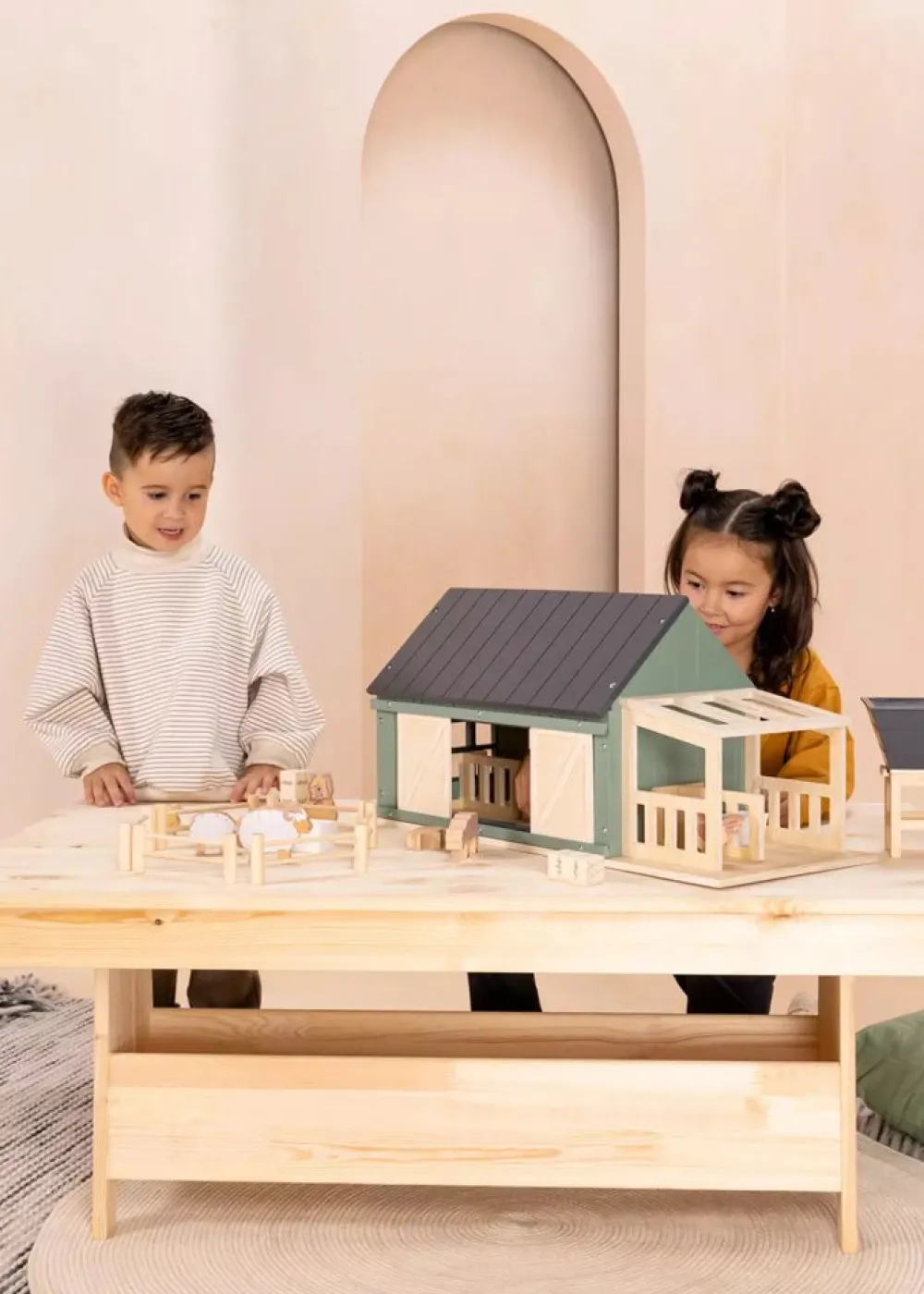 Zhejiang Hengxiang Toys Group Co., Ltd Coco Village Wooden Farm & Accessories Set Sale