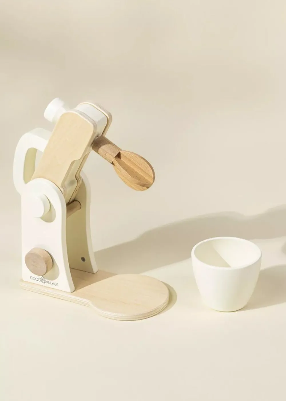 Ningbo Fecda Toys Co., Ltd Coco Village Wooden Stand Mixer and Accessories Fashion