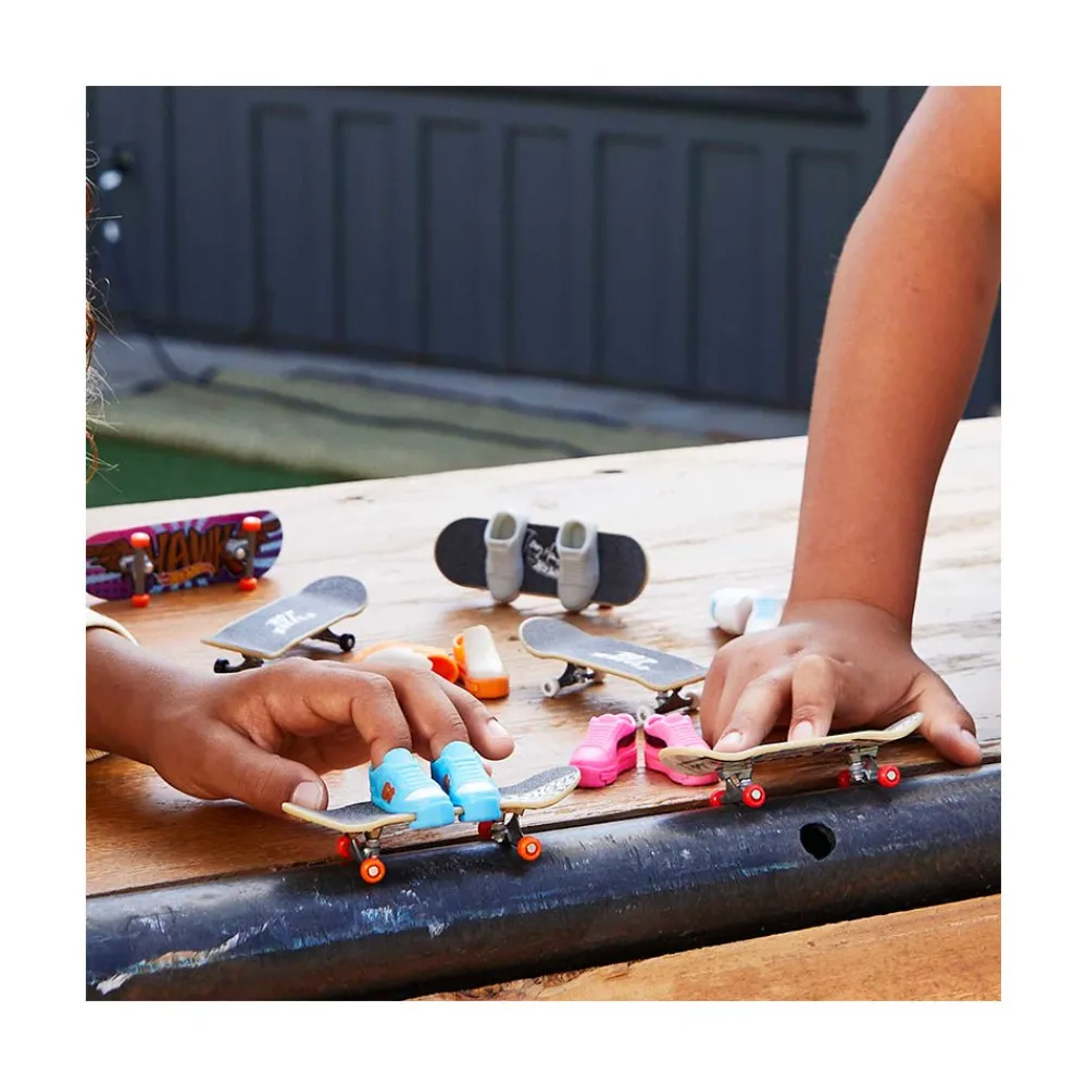 Hot Wheels Skate Single-Pack Assorted Discount
