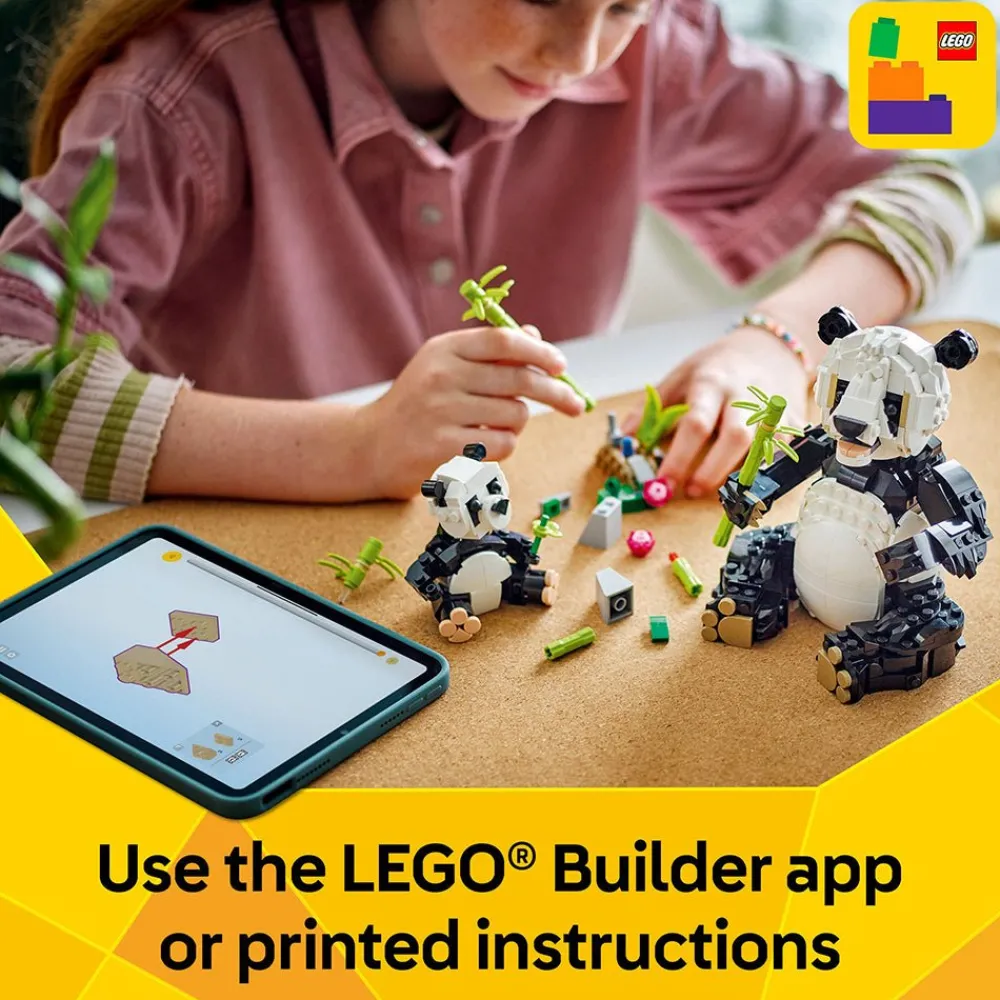 LEGO ® Creator Wild Animals: Panda Family 31165 Clearance