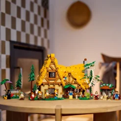 Lego Canada Inc. LEGO® Disney Snow White and the Seven Dwarfs’ Cottage 43242 Online