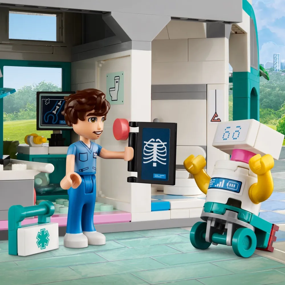 Lego Canada Inc. LEGO® Friends Heartlake City Hospital Set 42621 Online