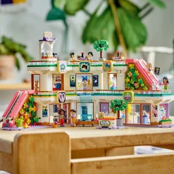 Lego Canada Inc. LEGO Friends Heartlake City Shopping Mall Toy for Clearance