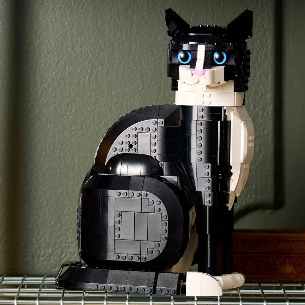Lego Canada Inc. LEGO Ideas Tuxedo Cat 21349 New
