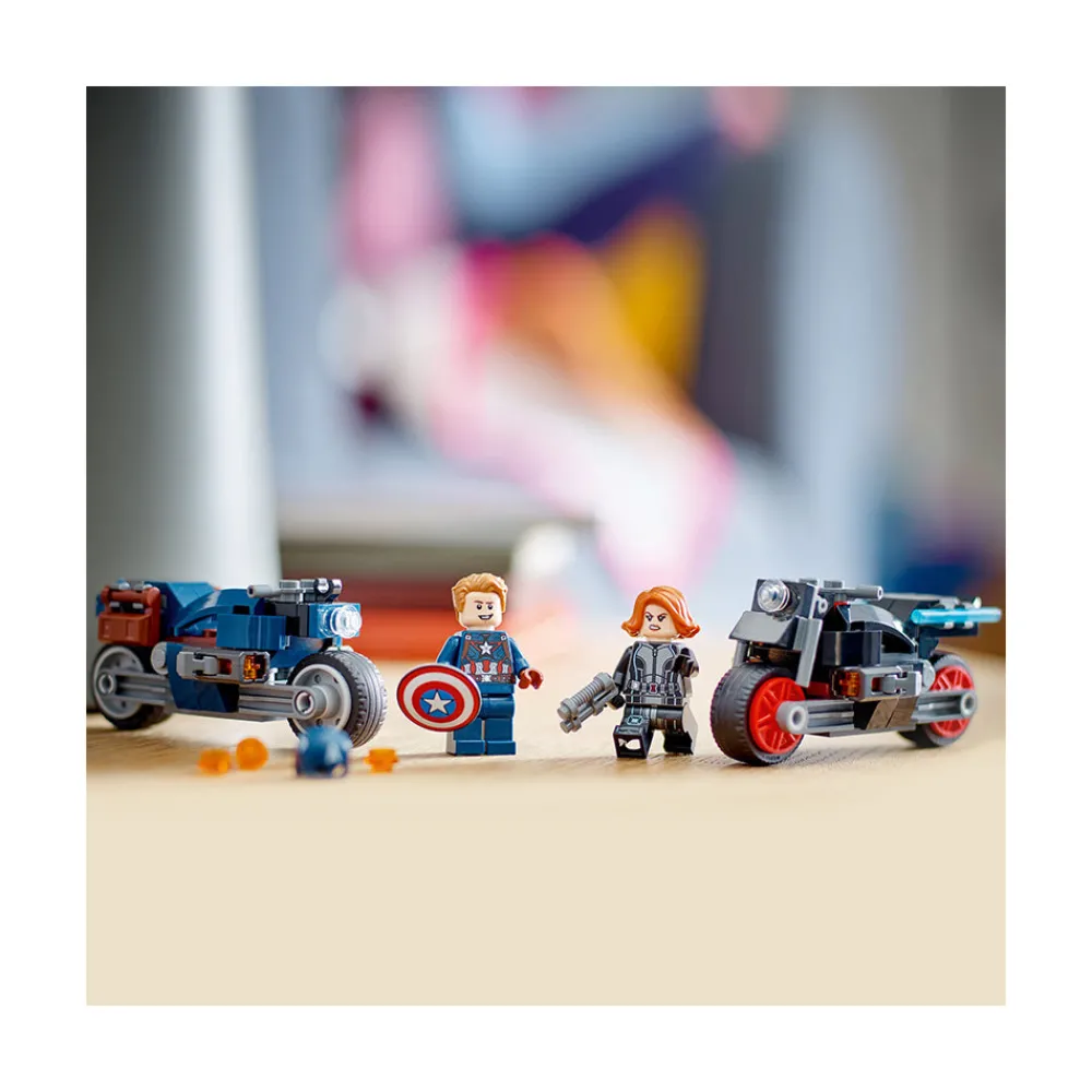 LEGO ® Marvel Black Widow & Captain America Motorcycles 76260 (130 Pieces) Clearance