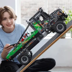 LEGO ® Technic™ App-Controlled 4x4 Mercedes-Benz Zetros Trial Truck 42129 (2,110 Pcs) Outlet