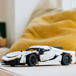 Lego Canada Inc. LEGO® Technic™ Koenigsegg Jesko Absolut White Hypercar 42184 Clearance