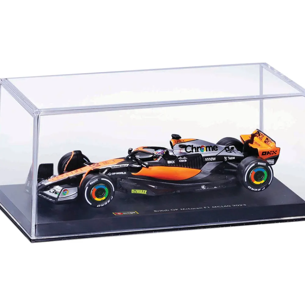 Maisto Diecast Maisto 1:43 McLaren Racing w/ helmet Norris #4 New