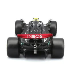 Maisto Diecast Maisto 1:24 Mercedes Petronas W14E w/ Figure (Hamilton) Online