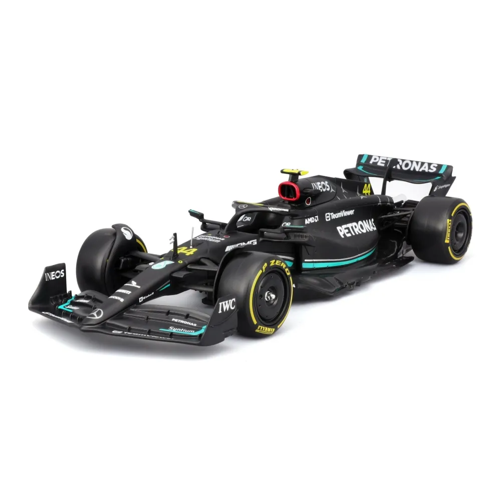 Maisto Diecast Maisto 1:24 Mercedes Petronas W14E w/ Figure (Hamilton) Online