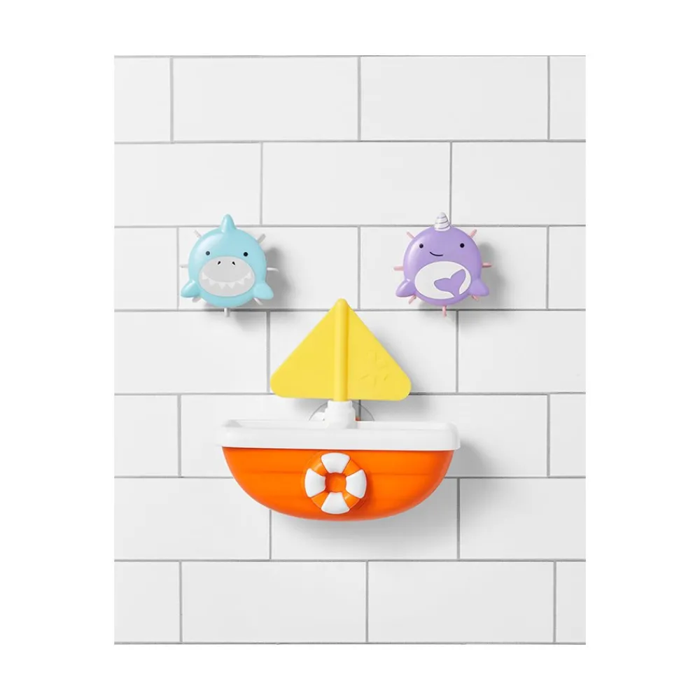 Skip Hop Zoo Tip & Spin Boat - Shark/Narwhal Outlet