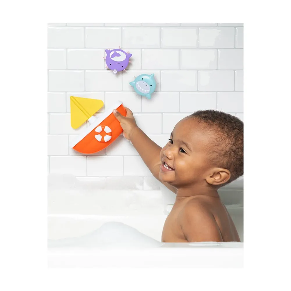 Skip Hop Zoo Tip & Spin Boat - Shark/Narwhal Outlet